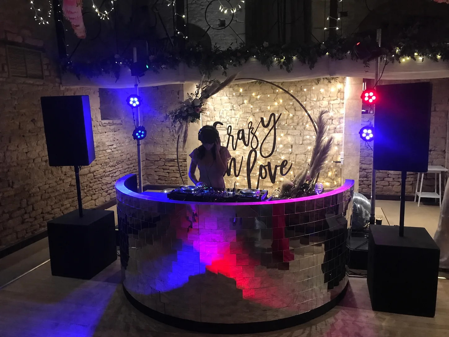 Console e attrezzatura DJ Cube Audio Service